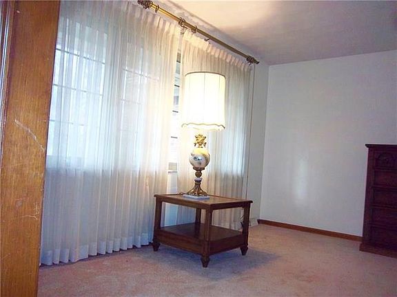 2nd image of 4605 Anita Dr