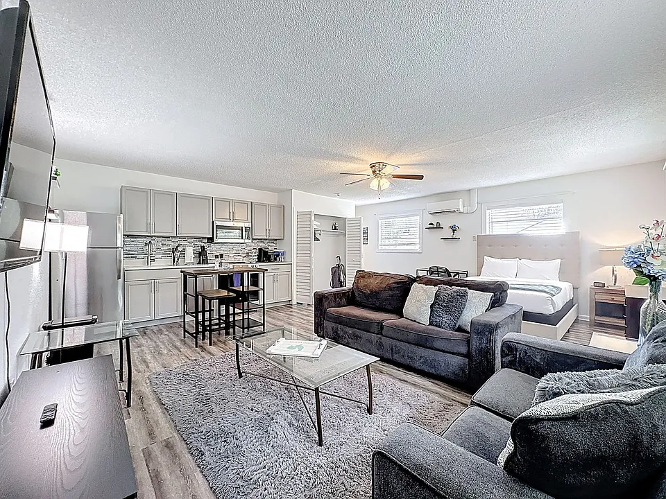 105 Sheeler Ave #1-ID1531380P