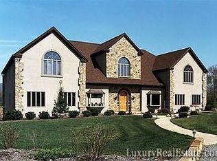 108 S Mitchell Ln, Fletcher, NC 28732