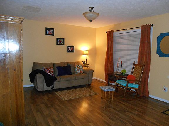 5th image of 1302 Wofford Dr