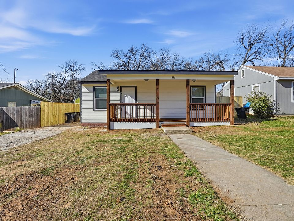 1st image of 816 Bradley Ave