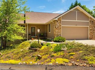 11 Josie Ln, Asheville, NC 28804