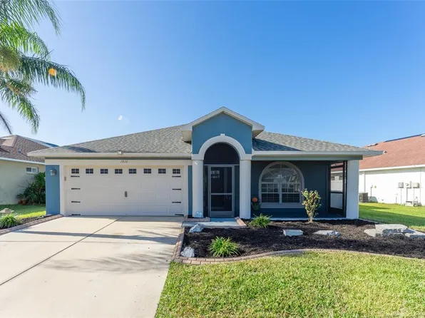 1810 Raven Glen Dr, Ruskin, FL 33570