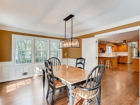 5th image of 2156 Kensington Ct SW