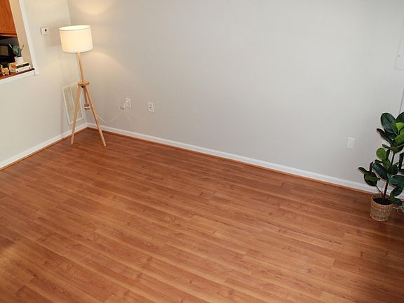 3rd image of 13847 Crosstie Dr