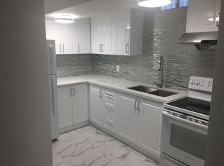 3981 Lacman Trl, Mississauga, ON L5M6N7