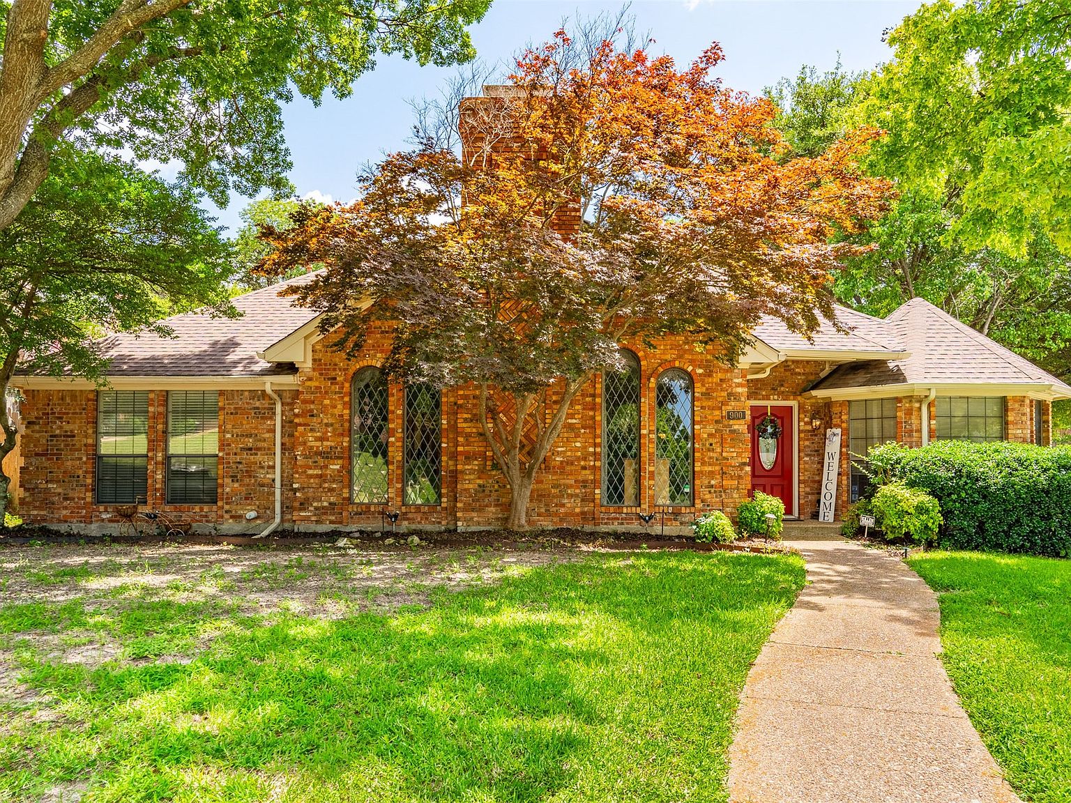 S*Y様 house on the hill tee flower 90cm 900 Forest Hill Ct, Cedar Hill, TX 75104 | MLS #20971143