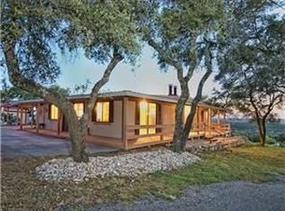 290 Eagles Nest Dr, Wimberley, TX 78676