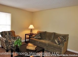 24 Cunningham Rd APT I35, Taylors, SC 29687