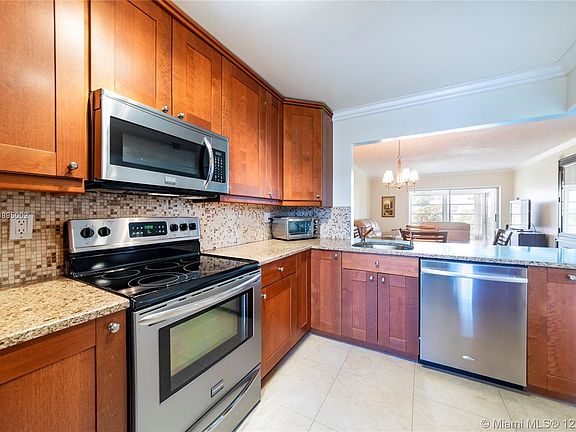 3rd image of 2900 NW 46th Ave APT 106