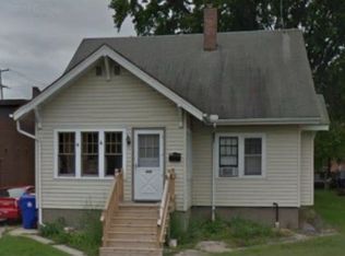 710 Pine St, Green Bay, WI 54301