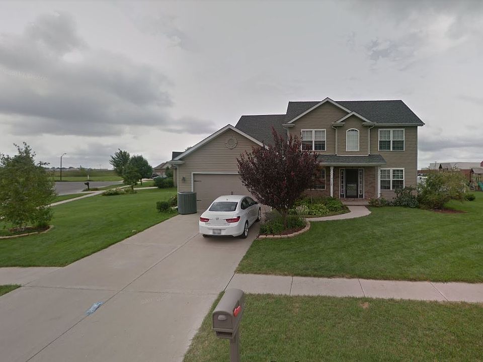1st image of 712 Meadowbrook Ln