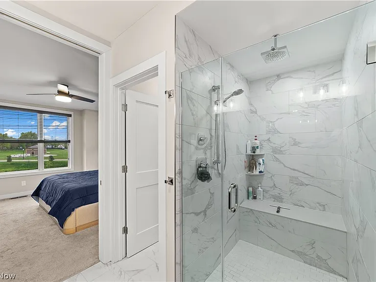 11202 N Park Pl — Photo 17