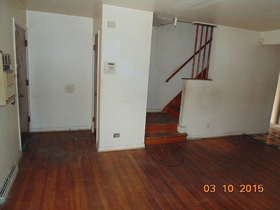 3rd image of 5080 W Van Buren St