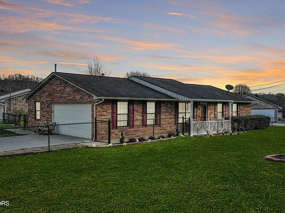 2nd image of 5537 Jericho Ln
