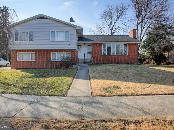 970 Leidig Dr, Chambersburg, PA 17201