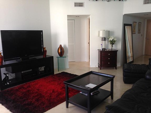 5th image of 16445 Collins Ave #Os15b