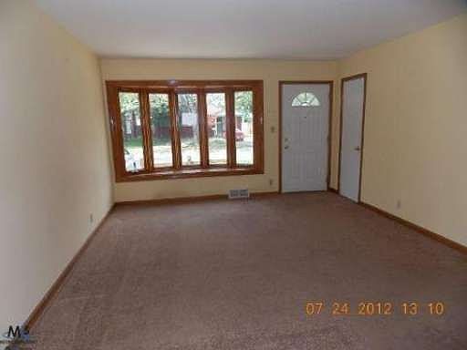 2nd image of 28322 Floral St