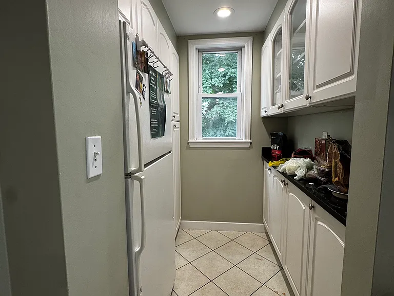 93 Easton St #3 — Photo 5