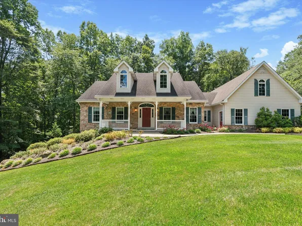 1795 Walnut Ln, Quakertown, PA 18951