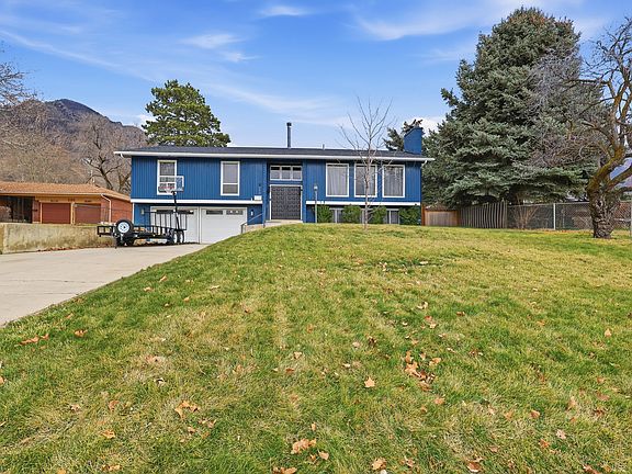 3rd image of 994 Mountain Rd