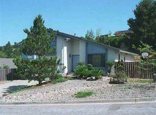 28014 N Fallbrook Dr, Hayward, CA 94542