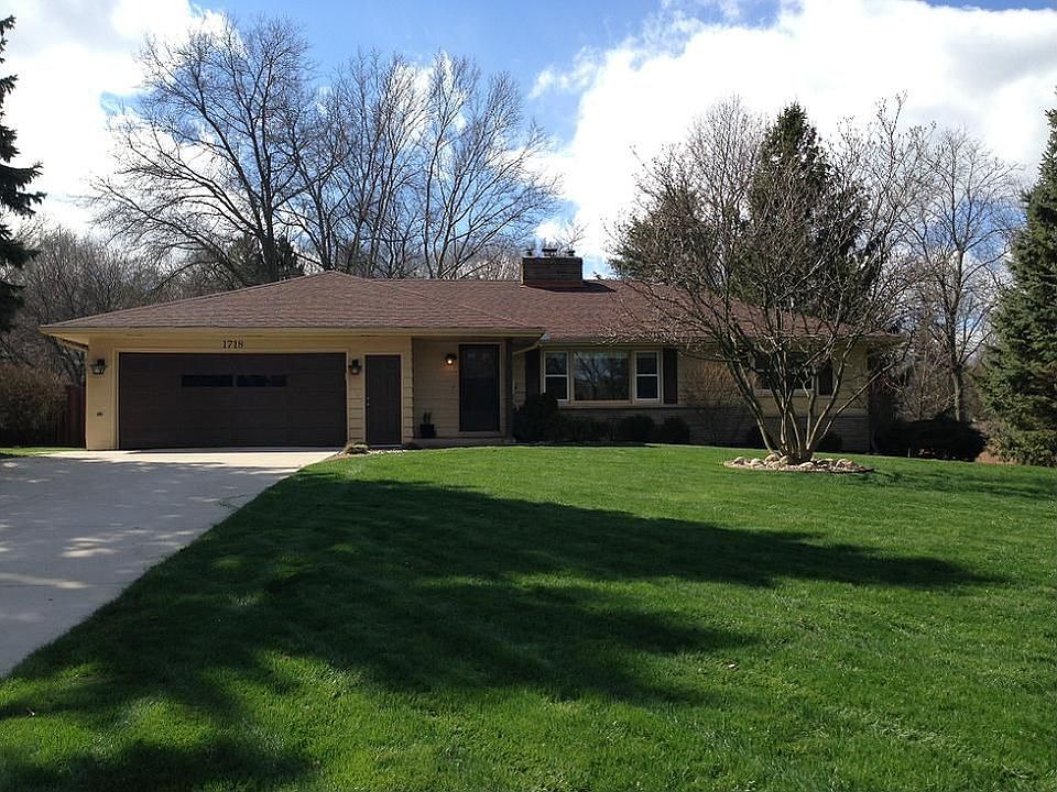 1st image of 1718 Greenbriar Dr
