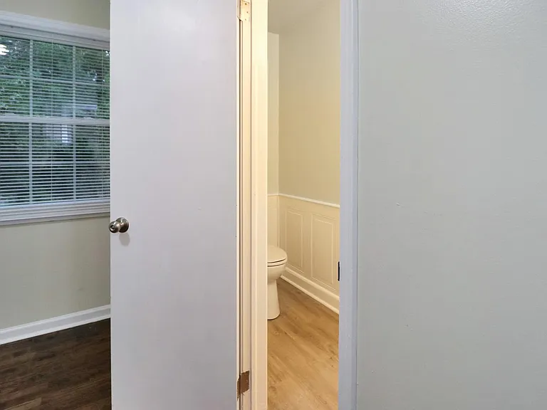 309 W Miriam Ave — Photo 8