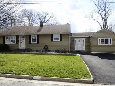 370 Meadowbrook Ave, Eatontown, NJ, 07724