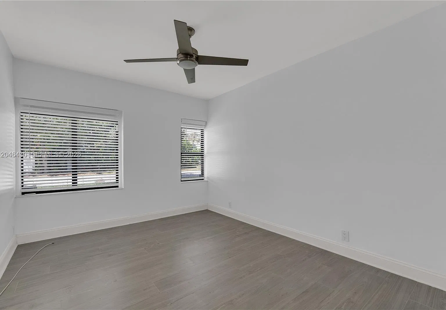 4 bed, 1903 sqft, $7,900 — Photo 4