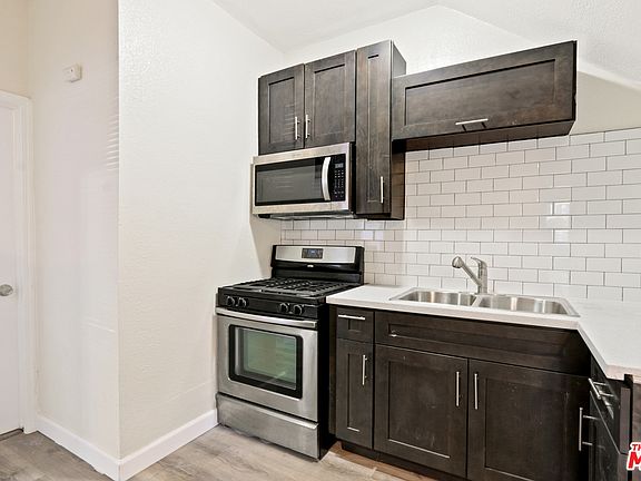 3rd image of 306 Patton St #1/2