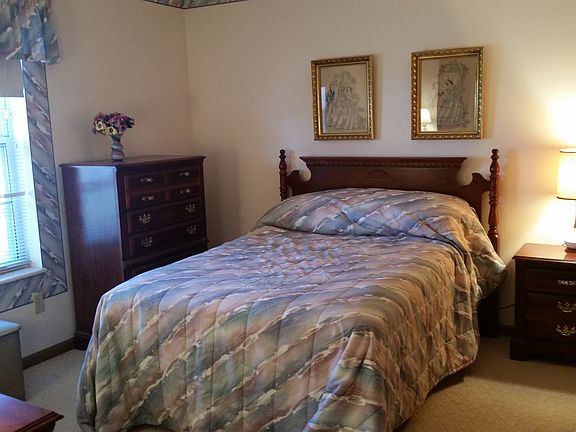 4th image of 35 Berview Cir APT H