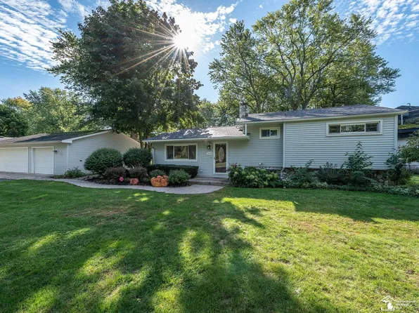 13770 Biscayne Ave, Monroe, MI 48161