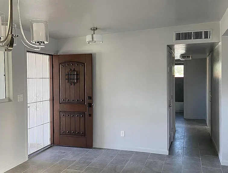 9412 E Deer Trl — Photo 5