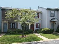 2nd image of 237 Hampshire Ct