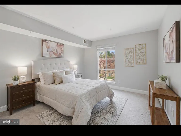 2322 Freetown Ct #21C — Photo 3