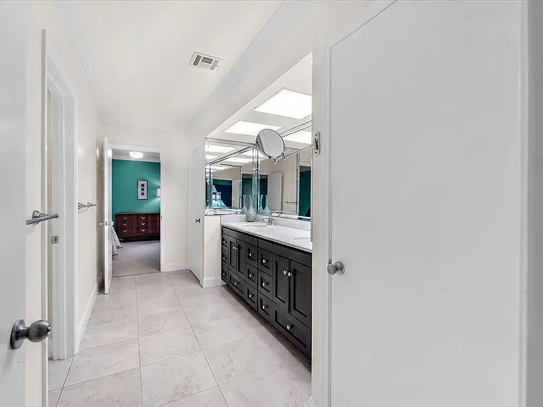 2908 Banyan Boulevard Cir NW — Photo 22