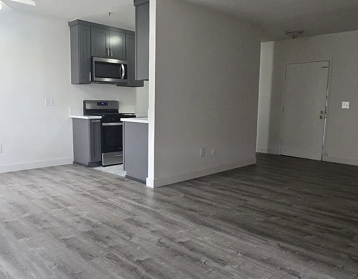 1470 E Wilson Ave #206 — Photo 11