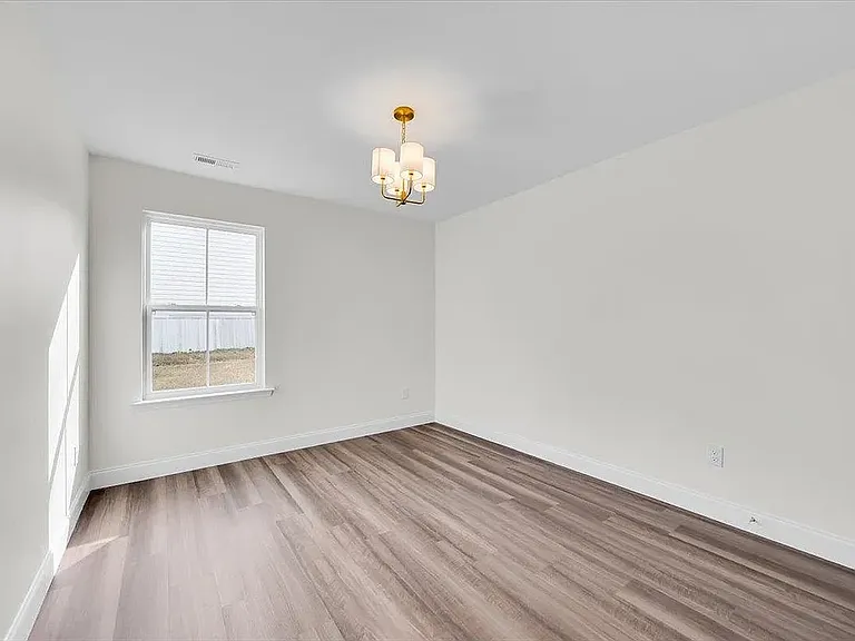 275 Ragan St — Photo 13
