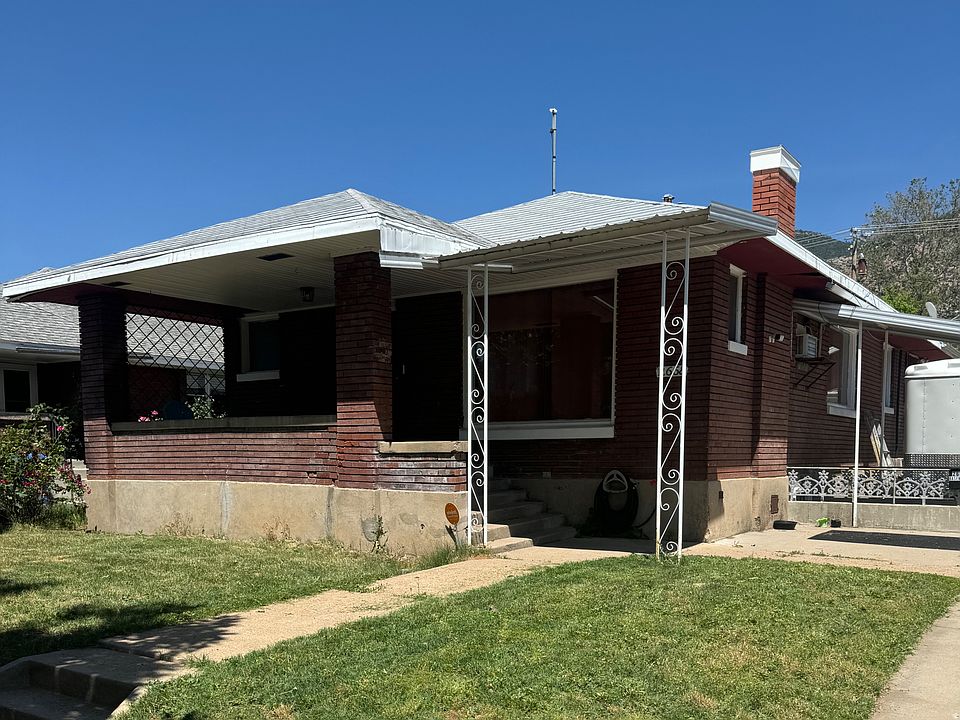 1st image of 2668 Van Buren Ave