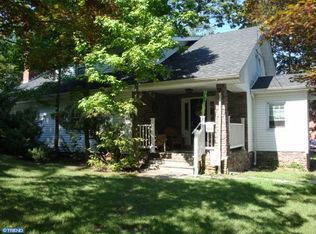 211 S Columbia St, Woodbury, NJ 08096