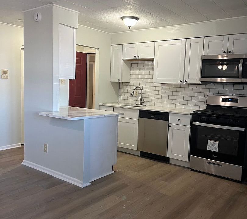 1st image of 60 Moser Rd #1400-08