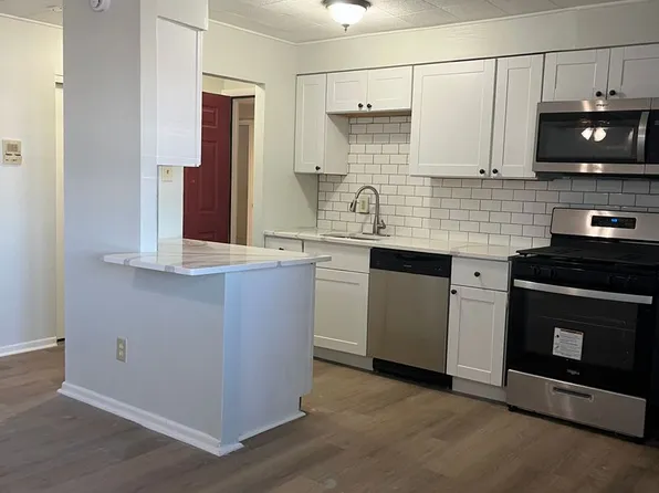 Moser Gardens Apartments, 60 Moser Rd #1400-08, Pottstown, PA 19464