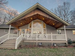 800 Old Chicken Farm Rd, Young Harris, GA 30582