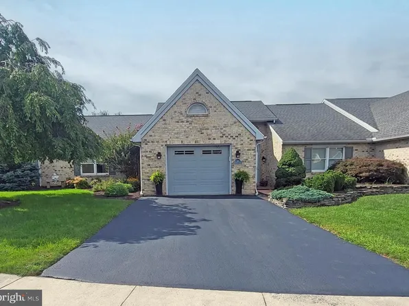 56 Sanibel Ln, Chambersburg, PA 17201