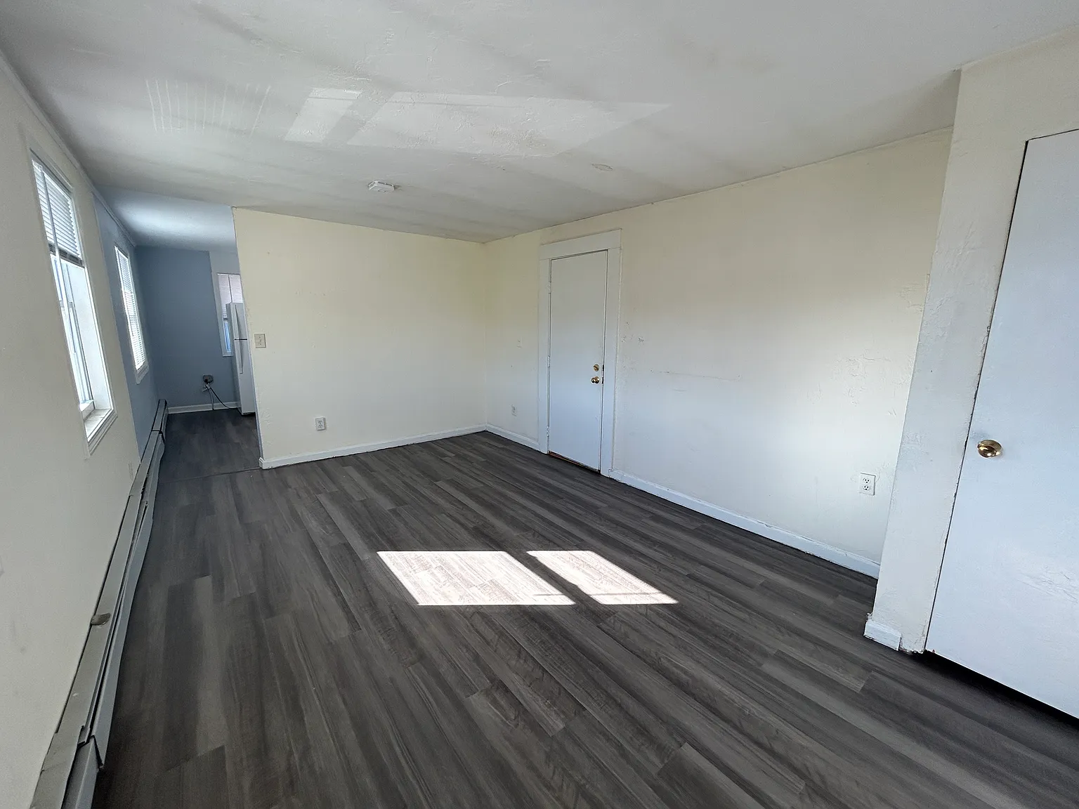 Studio, $1,600 — Photo 4