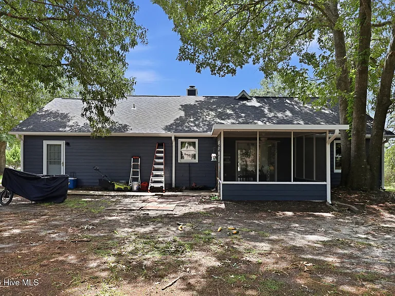 552 Swansboro Loop Rd — Photo 39