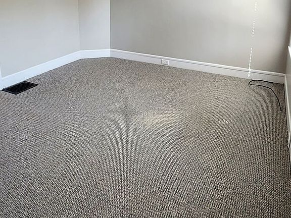 4th image of 458-464 Main St #460