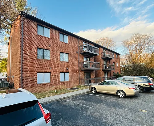 207 Wharton St SE #4 Photo 1
