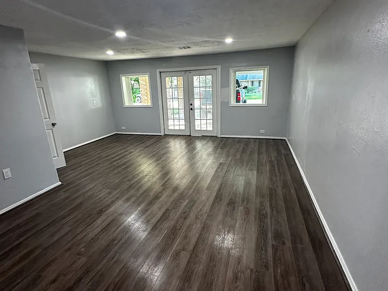 4814 Edfield St — Photo 2